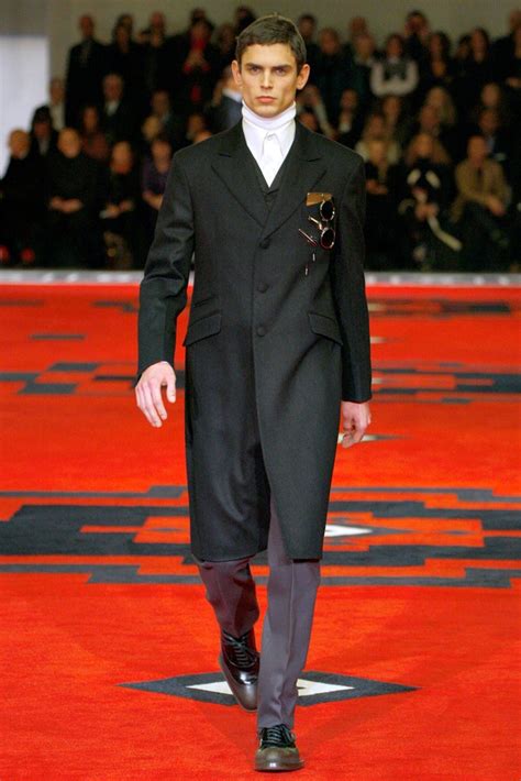 Watch Prada Fall 2012 Menswear 